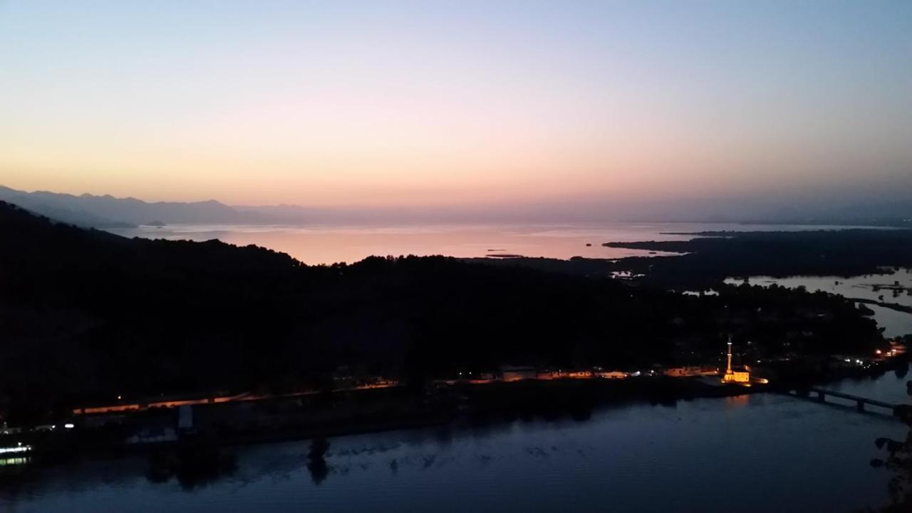 Florians Guesthouse Shkodër Dış mekan fotoğraf